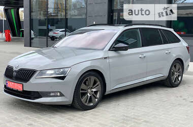 Универсал Skoda Superb 2018 в Киеве