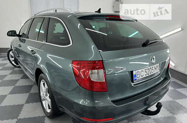 Універсал Skoda Superb 2012 в Трускавці