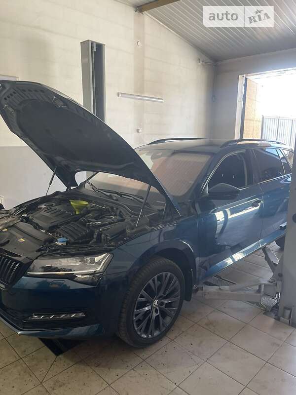 Универсал Skoda Superb 2020 в Днепре
