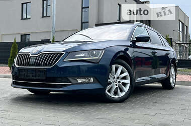 Универсал Skoda Superb 2019 в Луцке