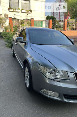 Лифтбек Skoda Superb 2012 в Киеве