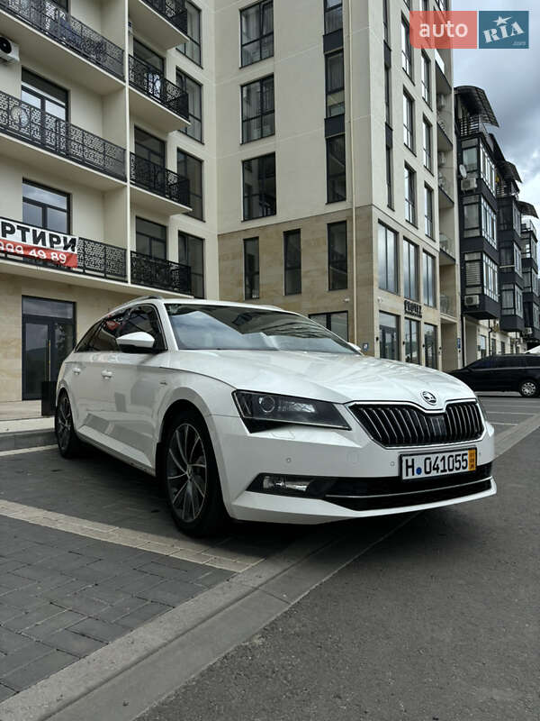 Универсал Skoda Superb 2016 в Мукачево