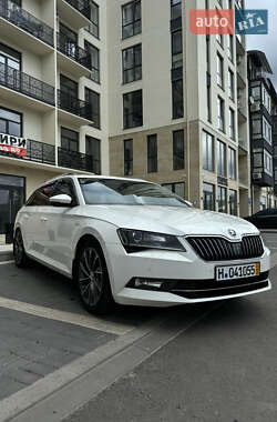 Универсал Skoda Superb 2016 в 