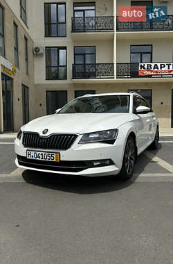 Универсал Skoda Superb 2016 в 