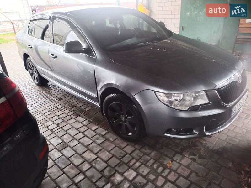 Лифтбек Skoda Superb 2009 в Броварах