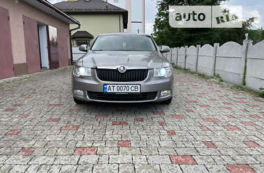 Лифтбек Skoda Superb 2010 в 