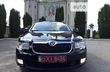 Універсал Skoda Superb 2010 в Дубні