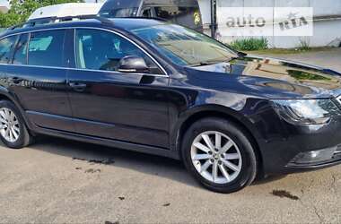 Универсал Skoda Superb 2014 в Умани