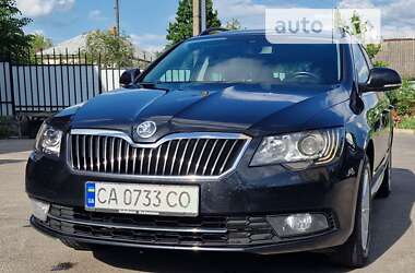 Универсал Skoda Superb 2014 в Умани