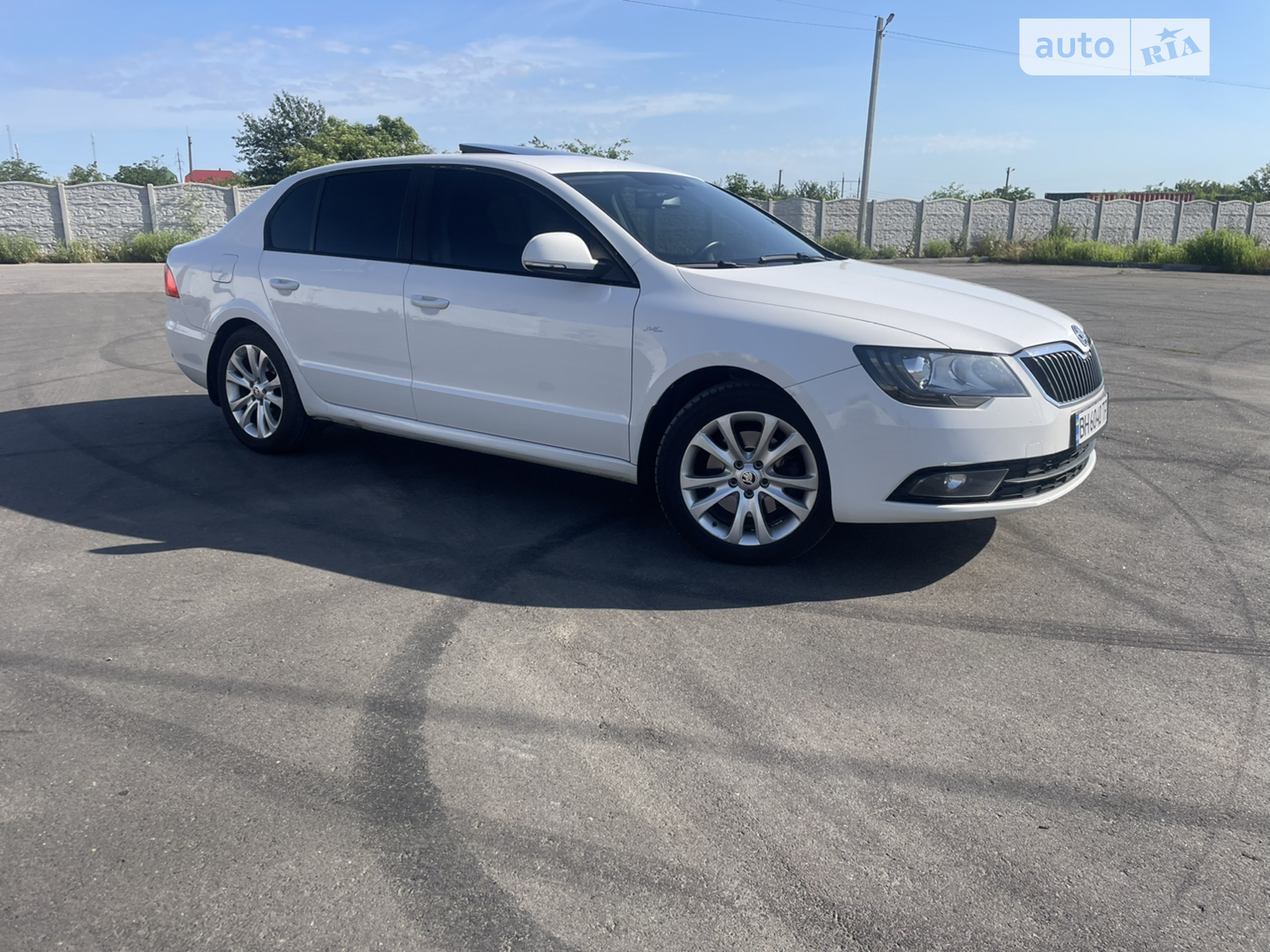 2013 Skoda Superb - мініатюра 9