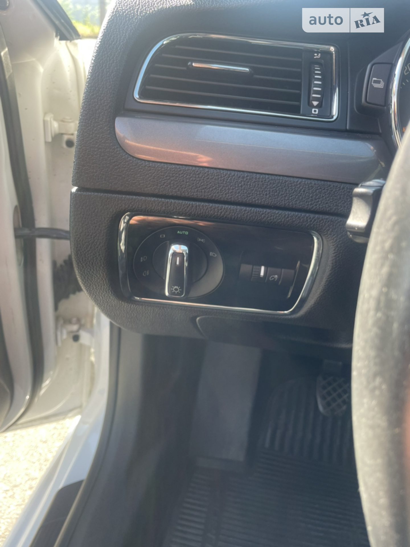 2013 Skoda Superb - мініатюра 26