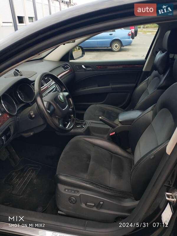 Лифтбек Skoda Superb 2011 в Киеве