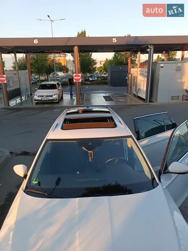 Skoda Superb 2018 VIN TMBJH7NP8K7023404 фото оголошення 13 з 125