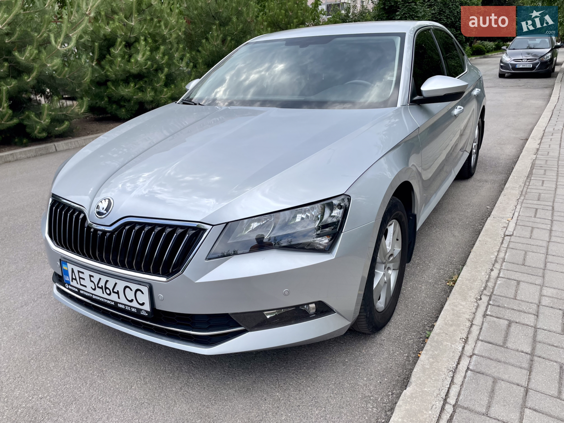 2016 Skoda Superb - мініатюра 2