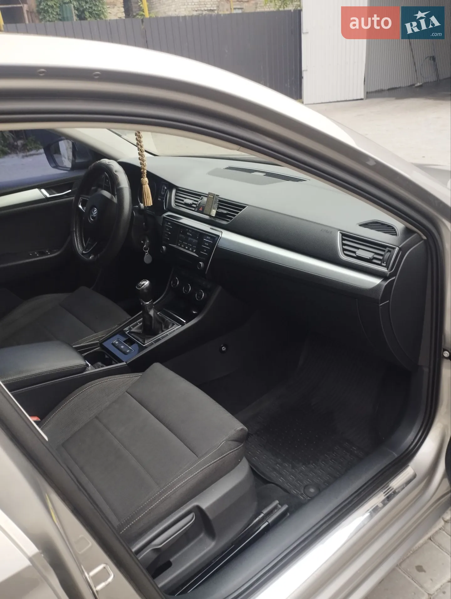 2016 Skoda Superb - мініатюра 47