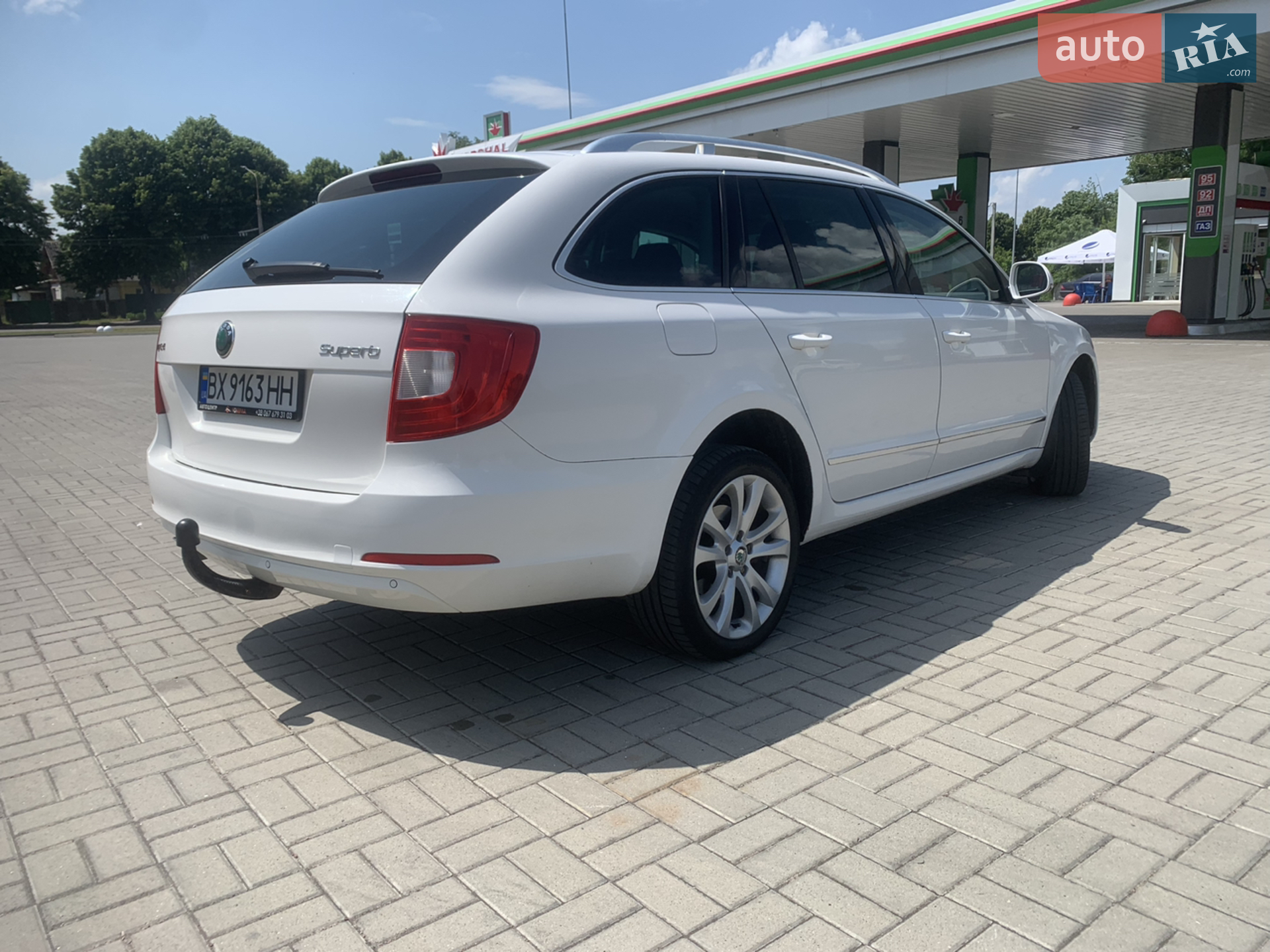 2012 Skoda Superb - мініатюра 10