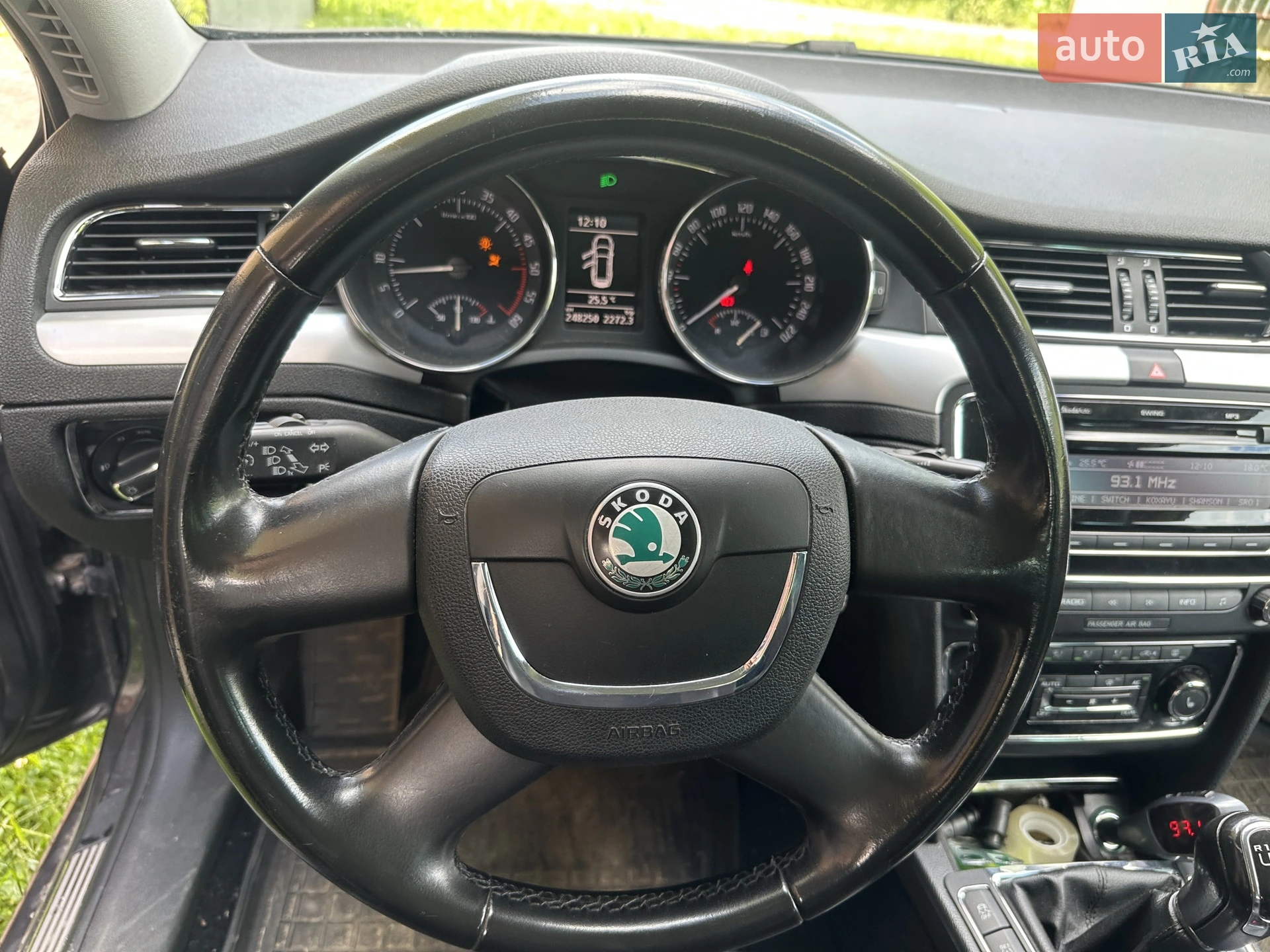 2010 Skoda Superb - мініатюра 6
