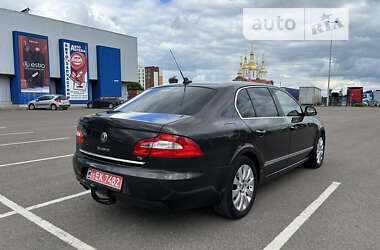 Лифтбек Skoda Superb 2009 в Ковеле