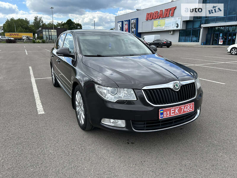 Лифтбек Skoda Superb 2009 в Ковеле