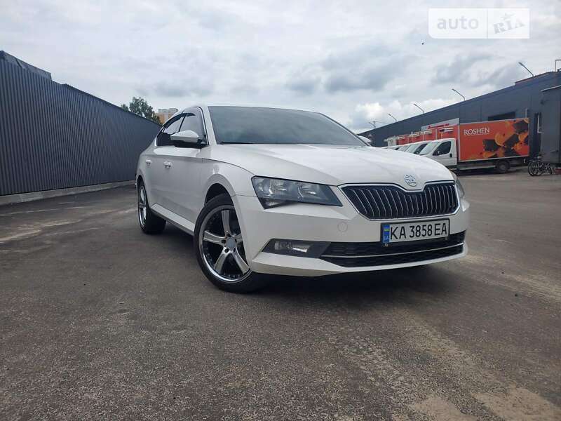 Skoda Superb 2016