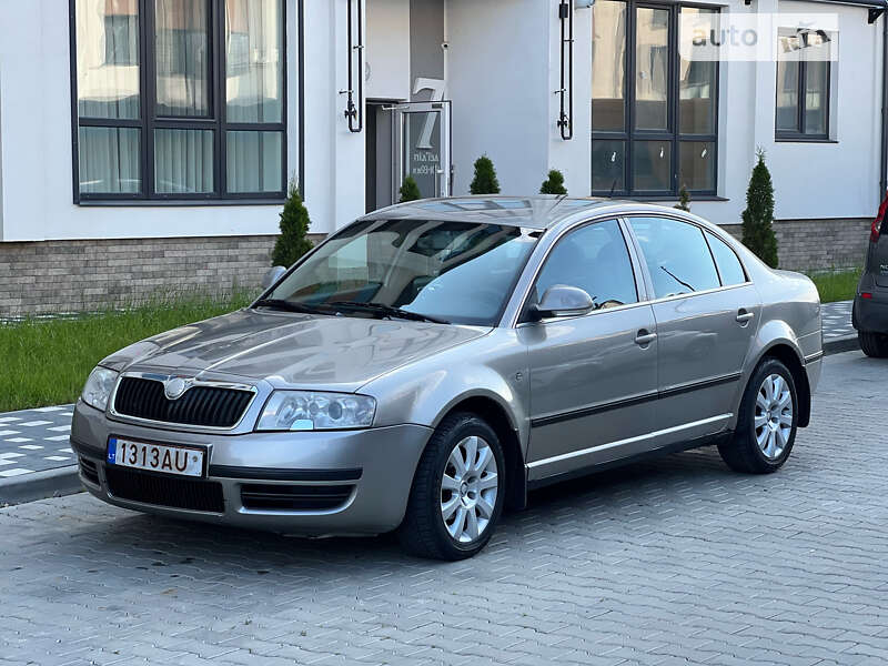 Ліфтбек Skoda Superb 2008 в Чернівцях