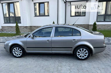 Ліфтбек Skoda Superb 2008 в Чернівцях