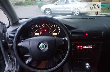 Ліфтбек Skoda Superb 2008 в Дніпрі