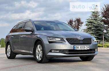 Універсал Skoda Superb 2018 в Луцьку