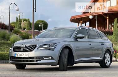 Універсал Skoda Superb 2018 в Луцьку