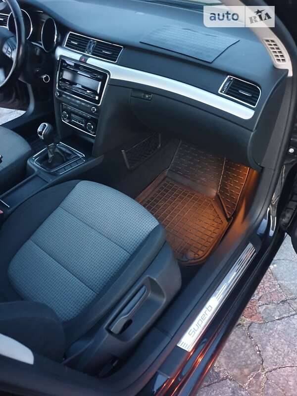 Ліфтбек Skoda Superb 2011 в Кременчуці