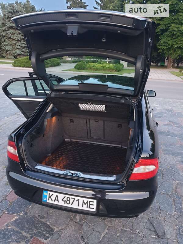 Ліфтбек Skoda Superb 2011 в Кременчуці