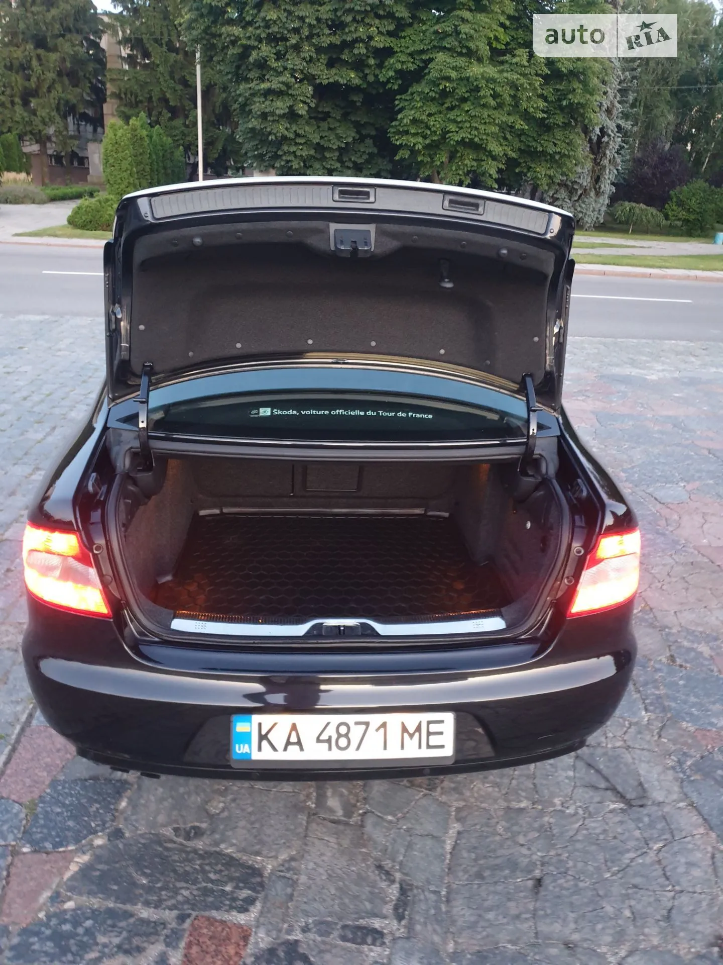 2011 Skoda Superb - мініатюра 16