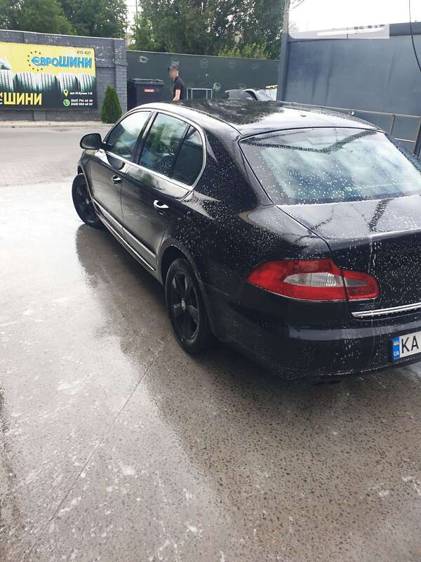Ліфтбек Skoda Superb 2011 в Кременчуці