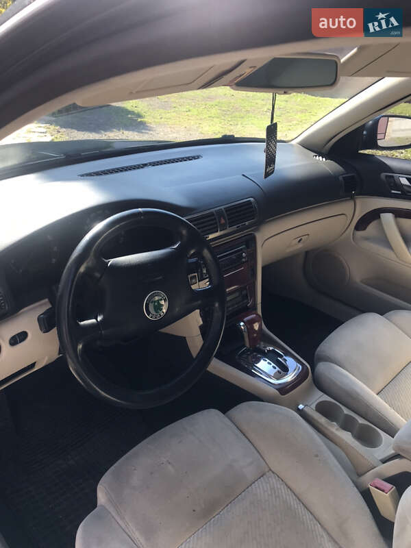 Лифтбек Skoda Superb 2003 в Харькове