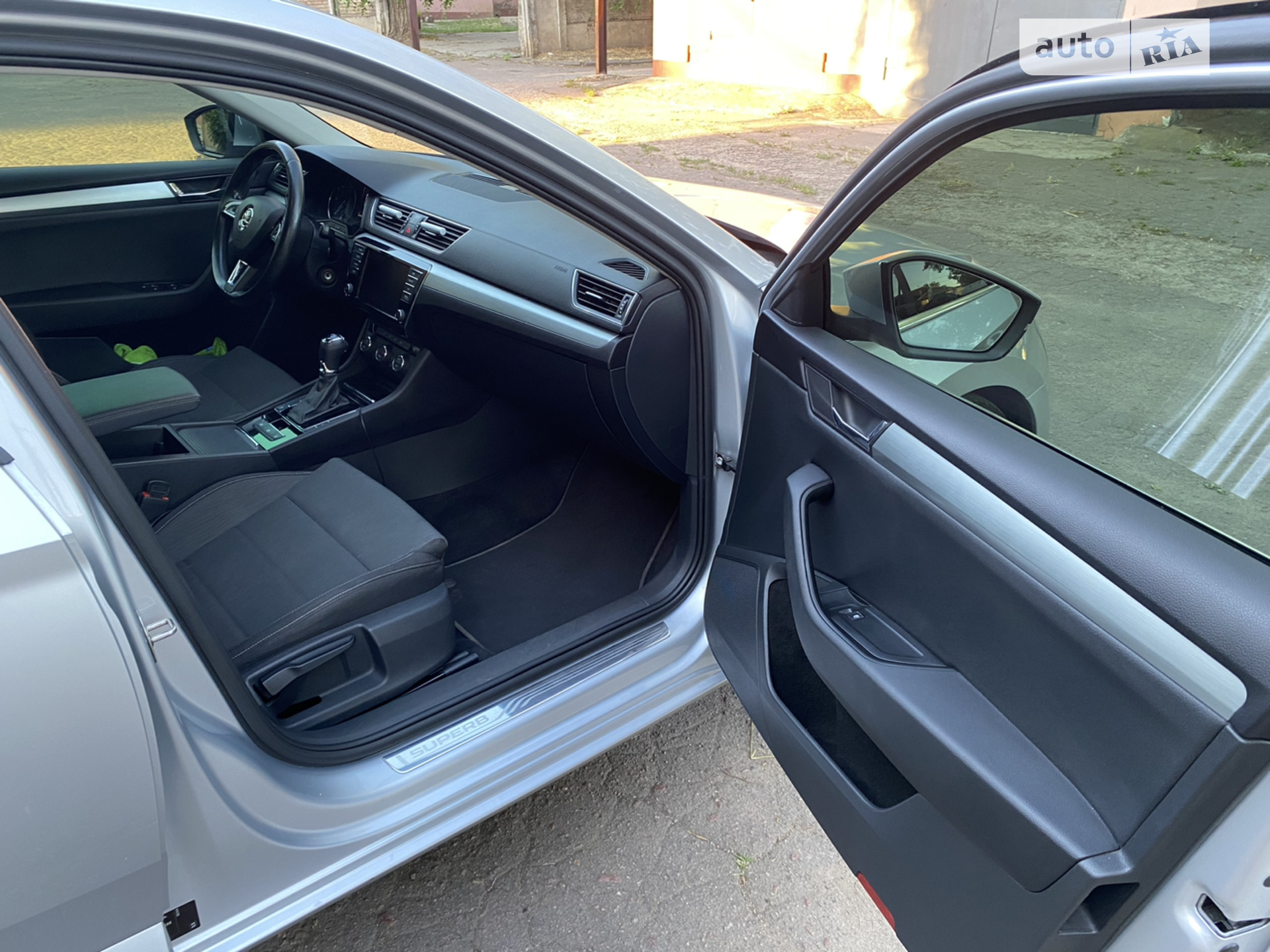 2016 Skoda Superb - мініатюра 19