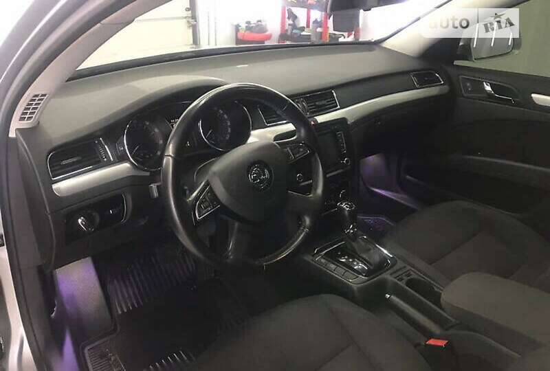 Лифтбек Skoda Superb 2014 в Киеве