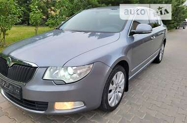 Ліфтбек Skoda Superb 2009 в Хмельницькому