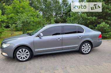 Ліфтбек Skoda Superb 2009 в Хмельницькому