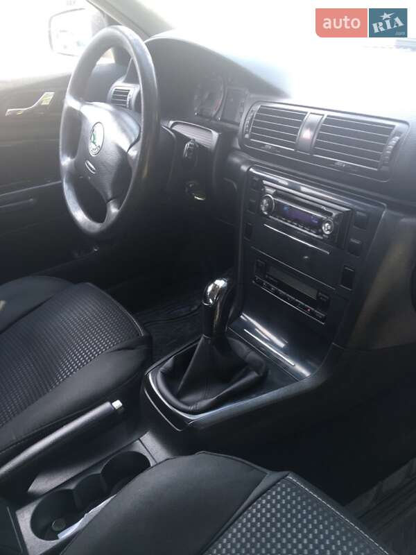 Лифтбек Skoda Superb 2004 в Сваляве фото 6 Лифтбек Skoda Superb 2004 в Сваляве