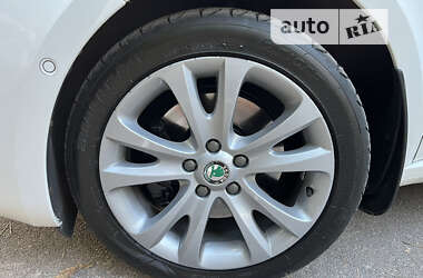 Ліфтбек Skoda Superb 2013 в Житомирі