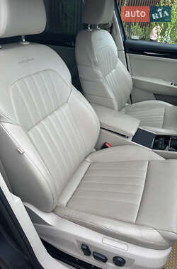 Универсал Skoda Superb 2017 в 