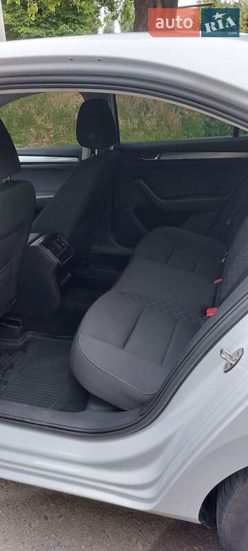 Лифтбек Skoda Superb 2015 в Белой Церкви фото 7 Лифтбек Skoda Superb 2015 в Белой Церкви