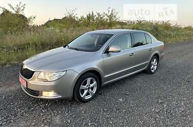 Лифтбек Skoda Superb 2008 в 
