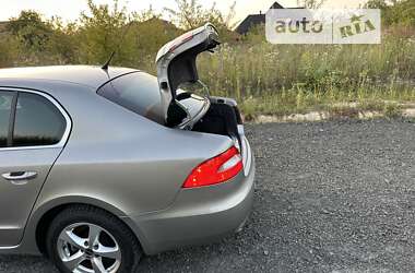 Лифтбек Skoda Superb 2008 в 