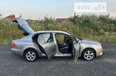 Лифтбек Skoda Superb 2008 в 