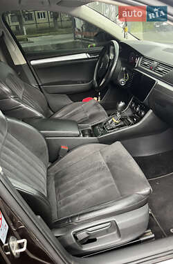 Лифтбек Skoda Superb 2017 в 