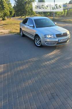 Лифтбек Skoda Superb 2006 в Павлограде