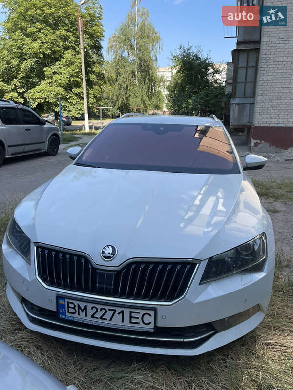 Універсал Skoda Superb 2018 в Сумах