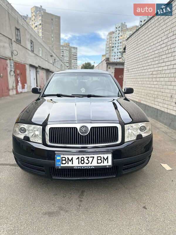 Лифтбек Skoda Superb 2005 в Киеве
