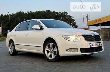 Ліфтбек Skoda Superb 2010 в Луцьку